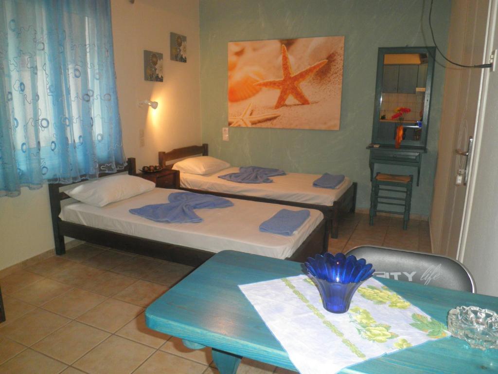 Babis Hotel Skiathos Town Exterior photo